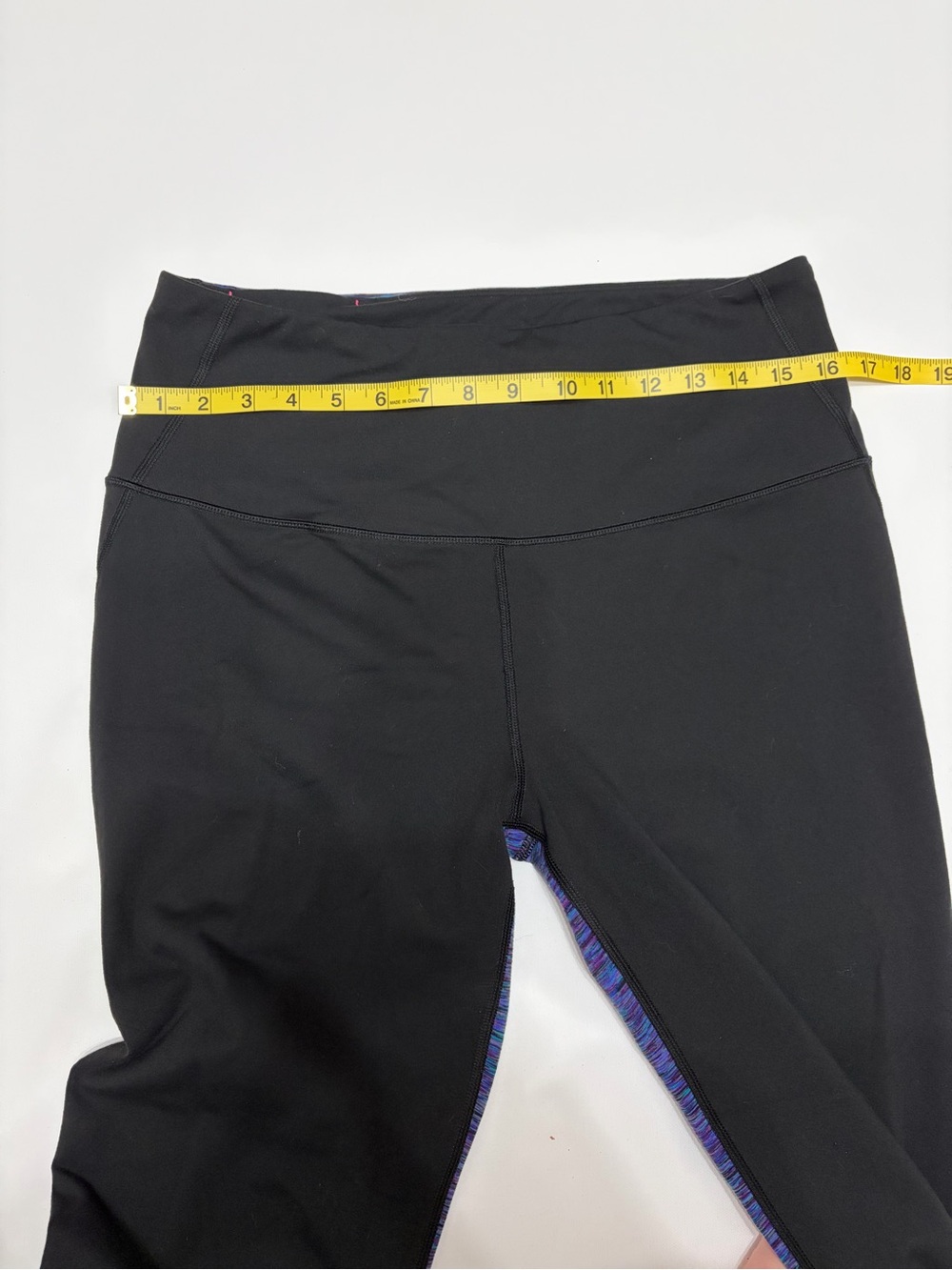Victoria's Secret sport Women’s Black Performance Leggings size large - Picture 3 of 6